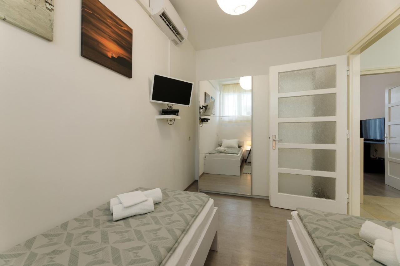 Studio Apartment Vito Zadar Exterior photo